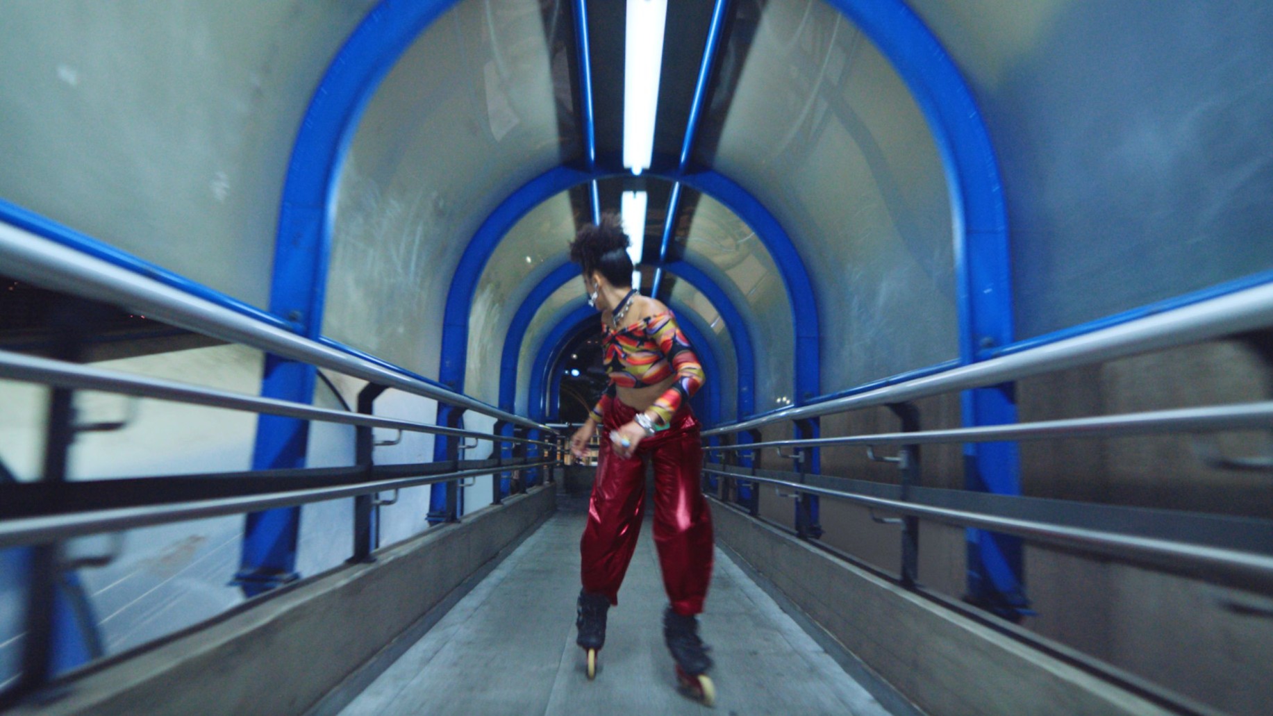 Motorola Razr Orion Campaign - Skating Roller